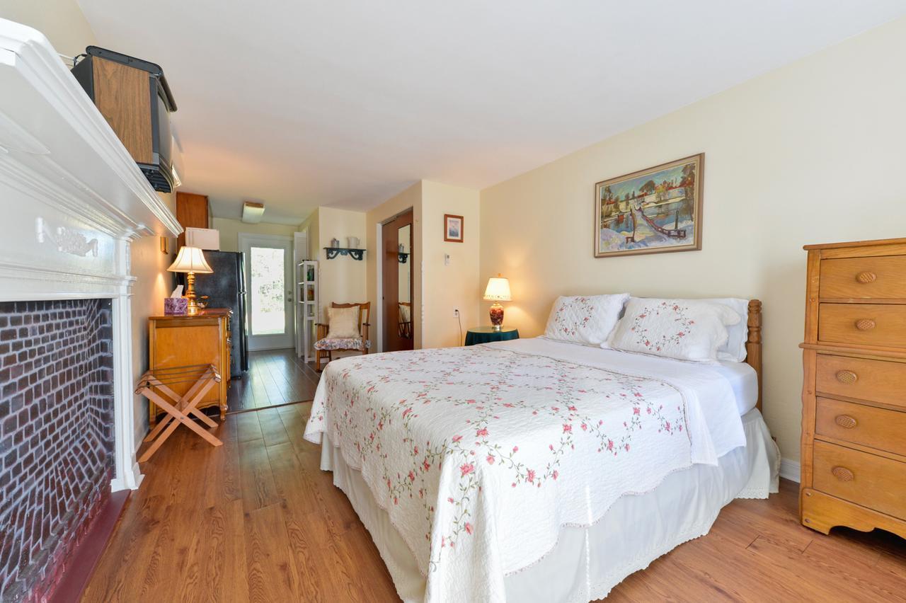 Farnsworth House Bed And Breakfast Маунт-Дора Экстерьер фото